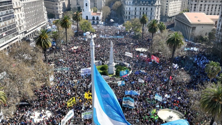 🤝 Los pueblos determinan los tiempos de lucha