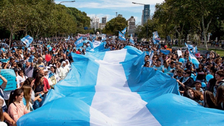 💪 Democracia sin patriotismo es un cuerpo sin alma